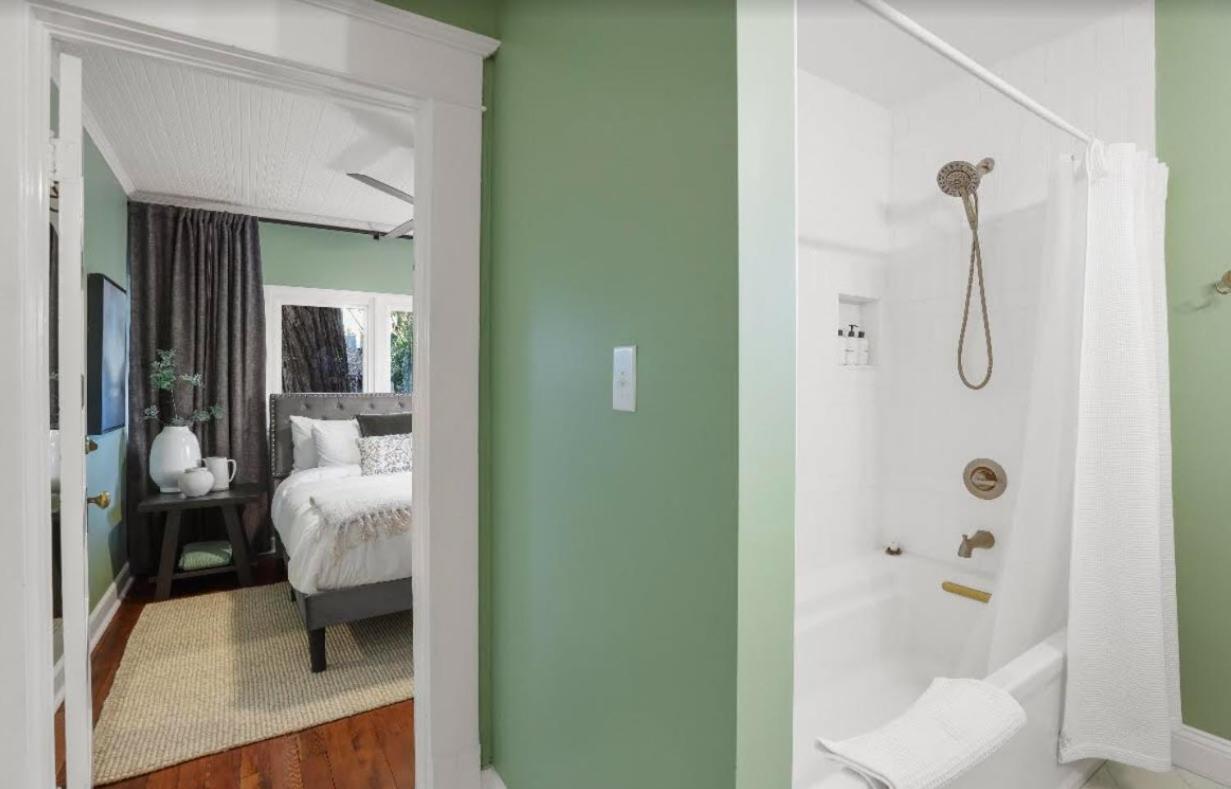 Grape Escape Inn & Suites Lodi Eksteriør billede